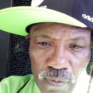 Meet your Posher, Lawrence